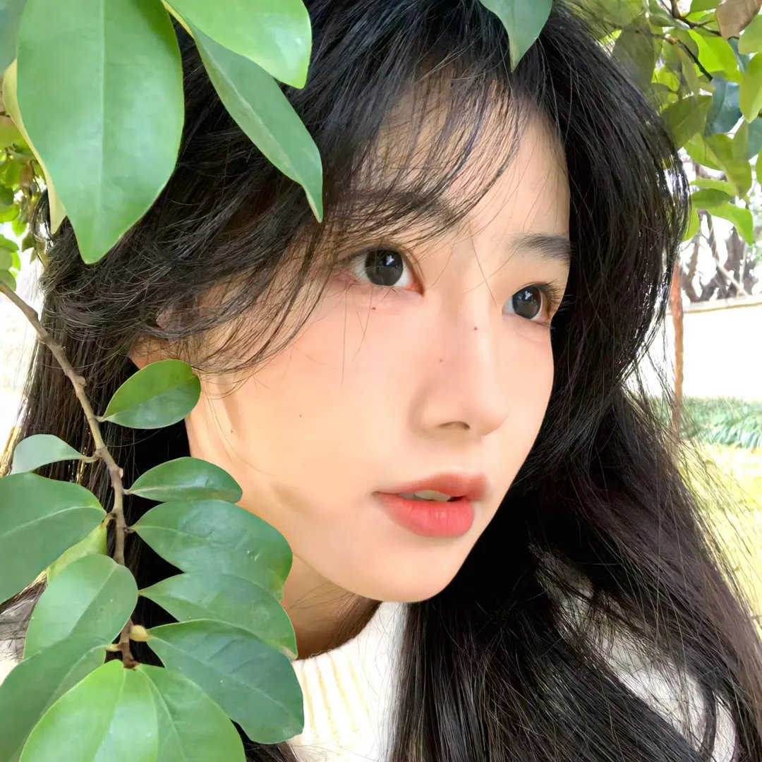 二人漫步几春秋